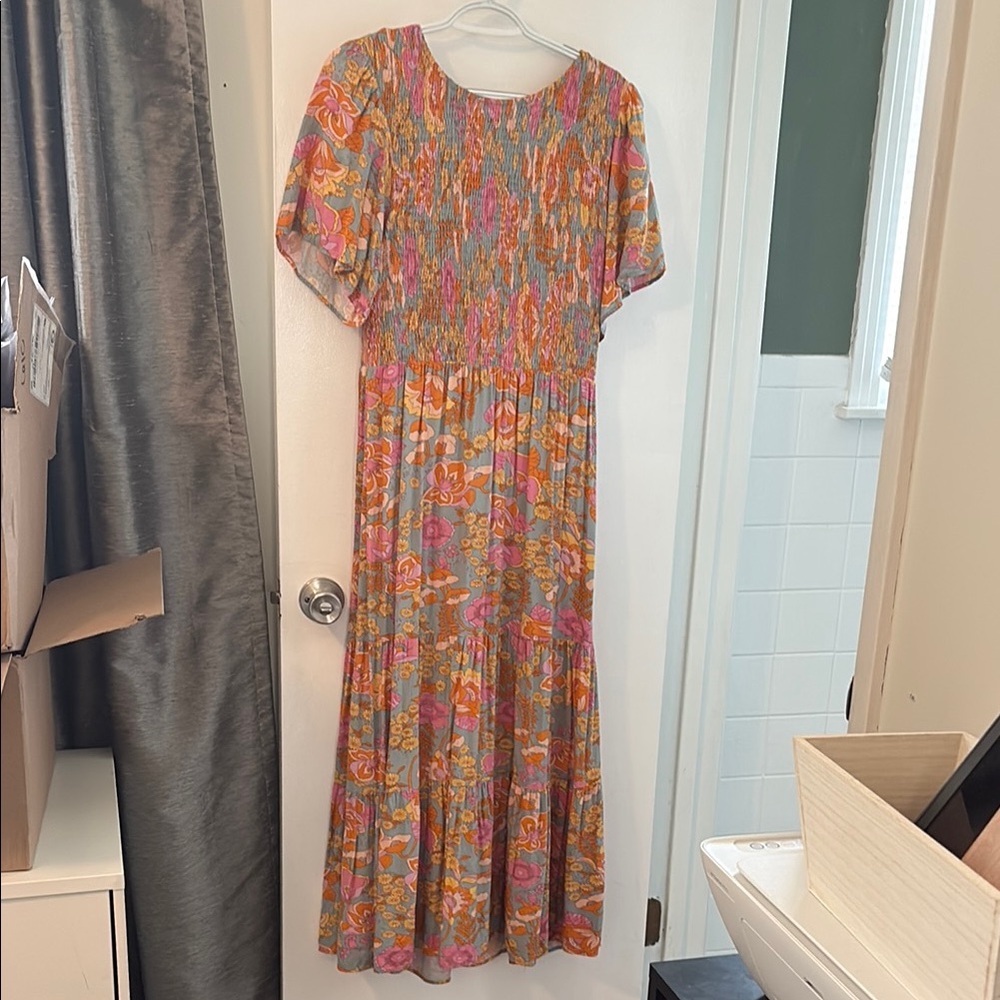 Elegant Floral Maxi Dress in Pink and Orange